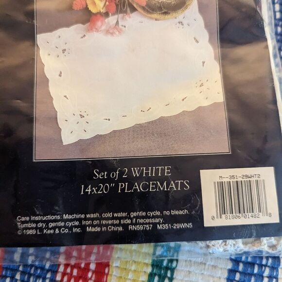 Vintage handmade lace and crochet placemats‎ set of 4 - Picture 2 of 6